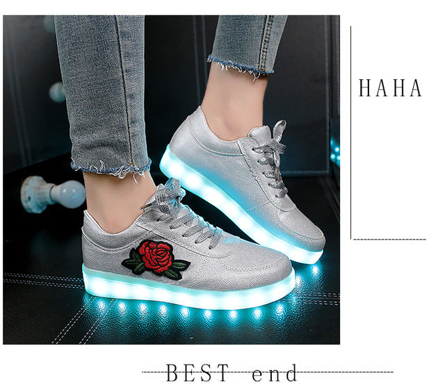 2018 New Size 26-44 Kids Luminous Sneakers for Girls Boys Women Shoes with Light Led Shoes with Flower Glowing Sneakers