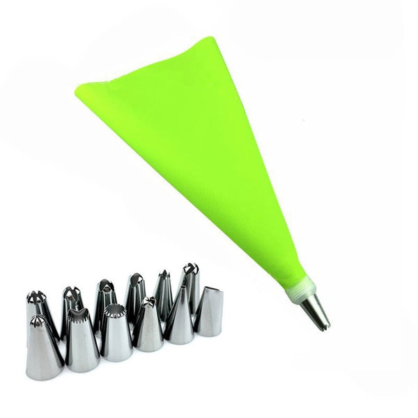 8 PCS/Set Silicone Kitchen Accessories Icing Piping Cream Pastry Bag 6 Stainless Steel Nozzle Set DIY Cake Decorating Tips Set