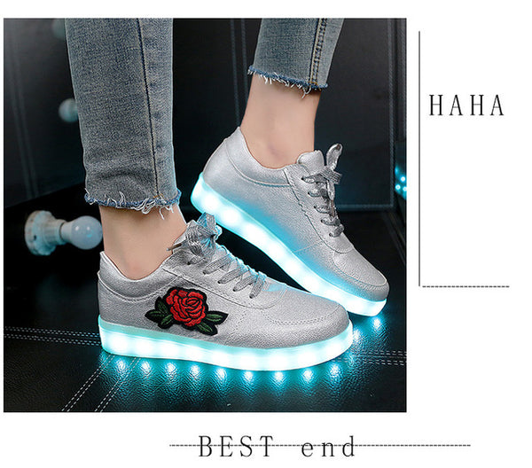 2018 New Size 26-44 Kids Luminous Sneakers for Girls Boys Women Shoes with Light Led Shoes with Flower Glowing Sneakers