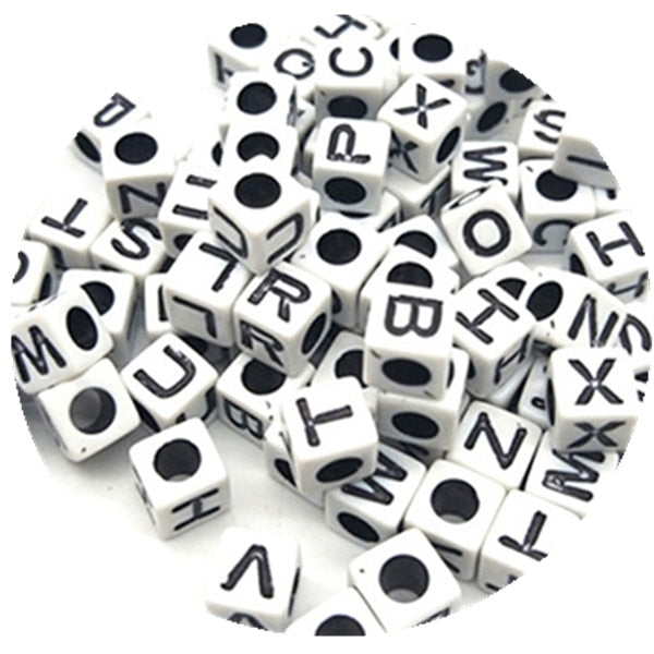 100pcs/lot 7mm Handmade Round Square Colorful Alphabet/Letter Acrylic Beads for DIY Bracelet Necklace Random letter Gift