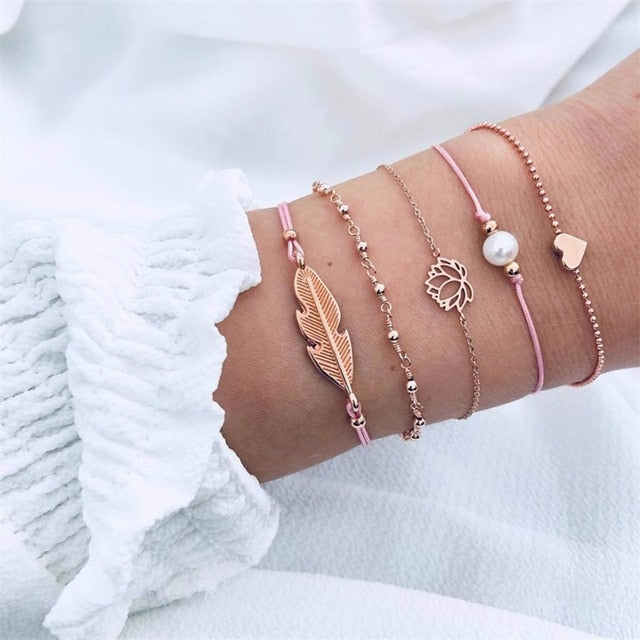 4 Pcs/ Set Classic Arrow Knot Round Crystal Multilayer Adjustable Open Bracelet Set Women Fashion Party Jewelry Multiple Styles