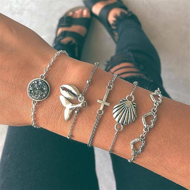 4 Pcs/ Set Classic Arrow Knot Round Crystal Multilayer Adjustable Open Bracelet Set Women Fashion Party Jewelry Multiple Styles