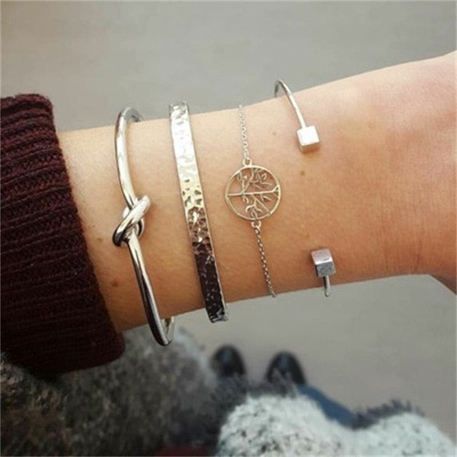 KISS WIFE 5Pcs/Set Fashion Punk Gold Chain Moon Leaf Crystal Geometry Open Bracelet Set Women Charm Beach Jewelry Drop Shipping