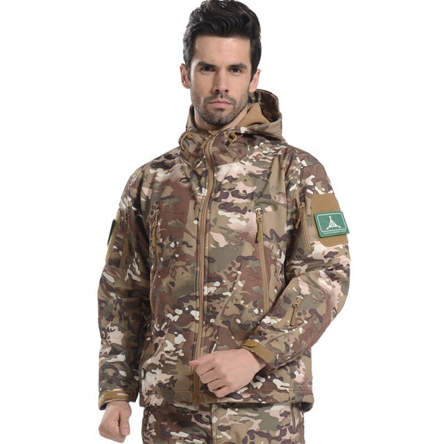 Softshell Jacket Men Fleece Waterproof Windproof Warm Winter Camouflage Windbreaker Hiking Hunting Coat Military Jacket Tactical