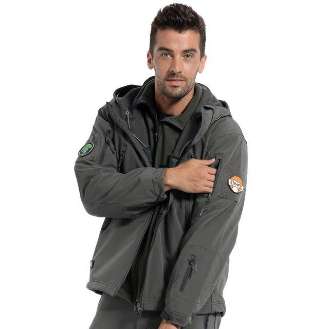 Softshell Jacket Men Fleece Waterproof Windproof Warm Winter Camouflage Windbreaker Hiking Hunting Coat Military Jacket Tactical