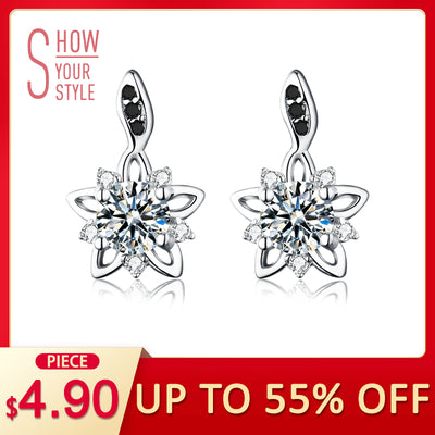 [BLACK AWN] Genuine 925 Sterling Silver Fine Jewelry Flower Black&White Stone Engagement Stud Earrings for Women T032