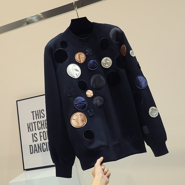 The spring and autumn period and the new sets loose fleece female black color matching dot coat students embroidery cloth coat